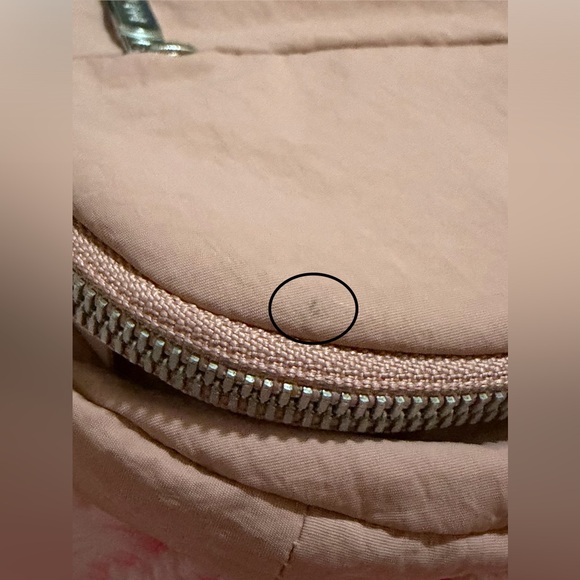 Lululemon All Night Micro Festival
Bag - Picture 3 of 6